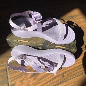 chromatic chacos